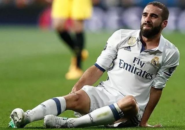  利物浦防线溃败，皇马旧将贝尔纳多破门  